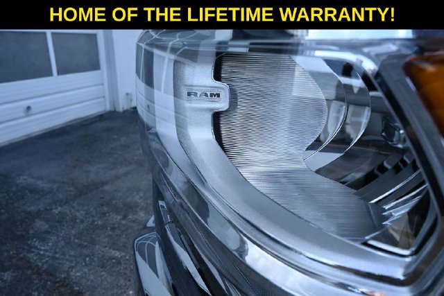 Used 2022 RAM 2500 Big Horn AWD/4WD image 34