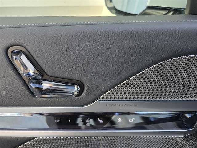 Used 2024 BMW i7 xDrive60 image 20