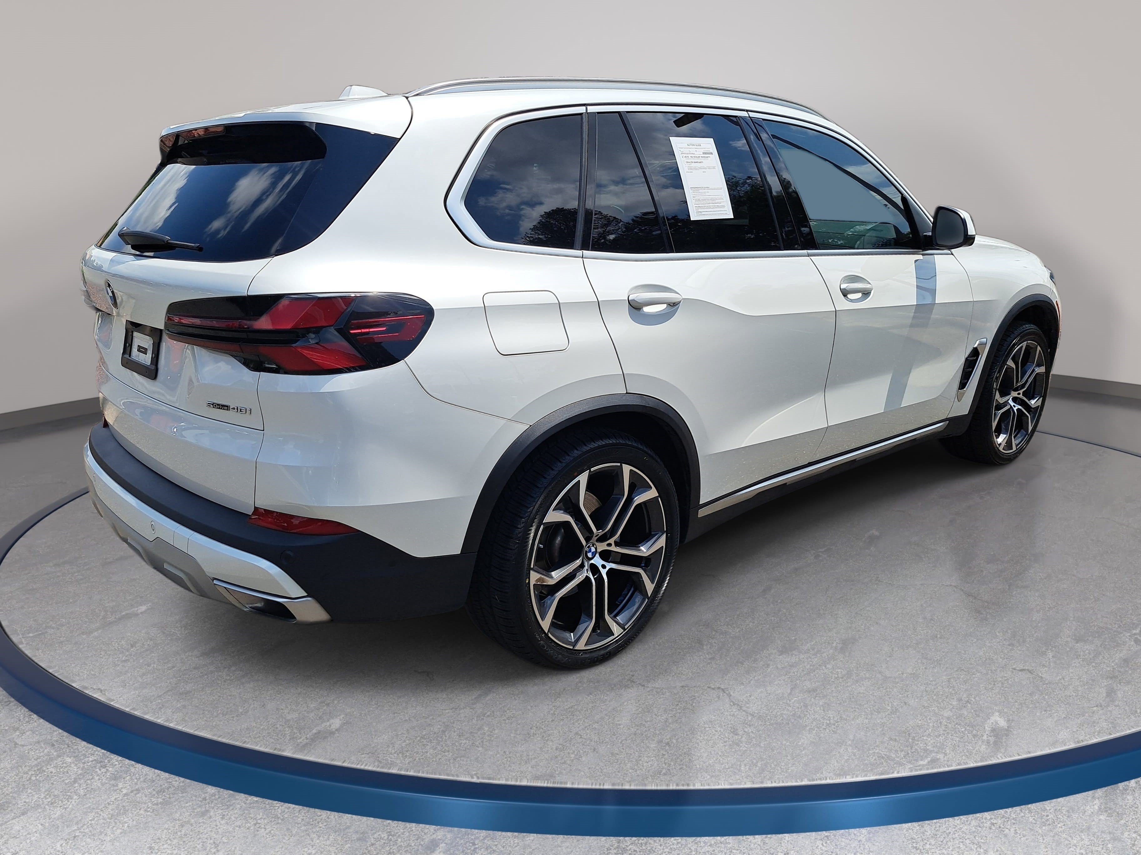 Used 2025 BMW X5 sDrive40i w/ Parking Assistance Package RWD image 5