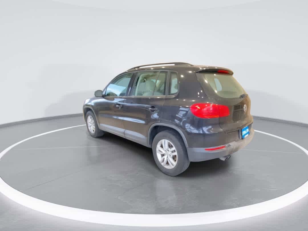 Used 2016 Volkswagen Tiguan S AWD/4WD image 6