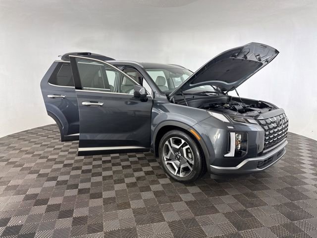 Used 2024 Hyundai Palisade Limited AWD/4WD image 15