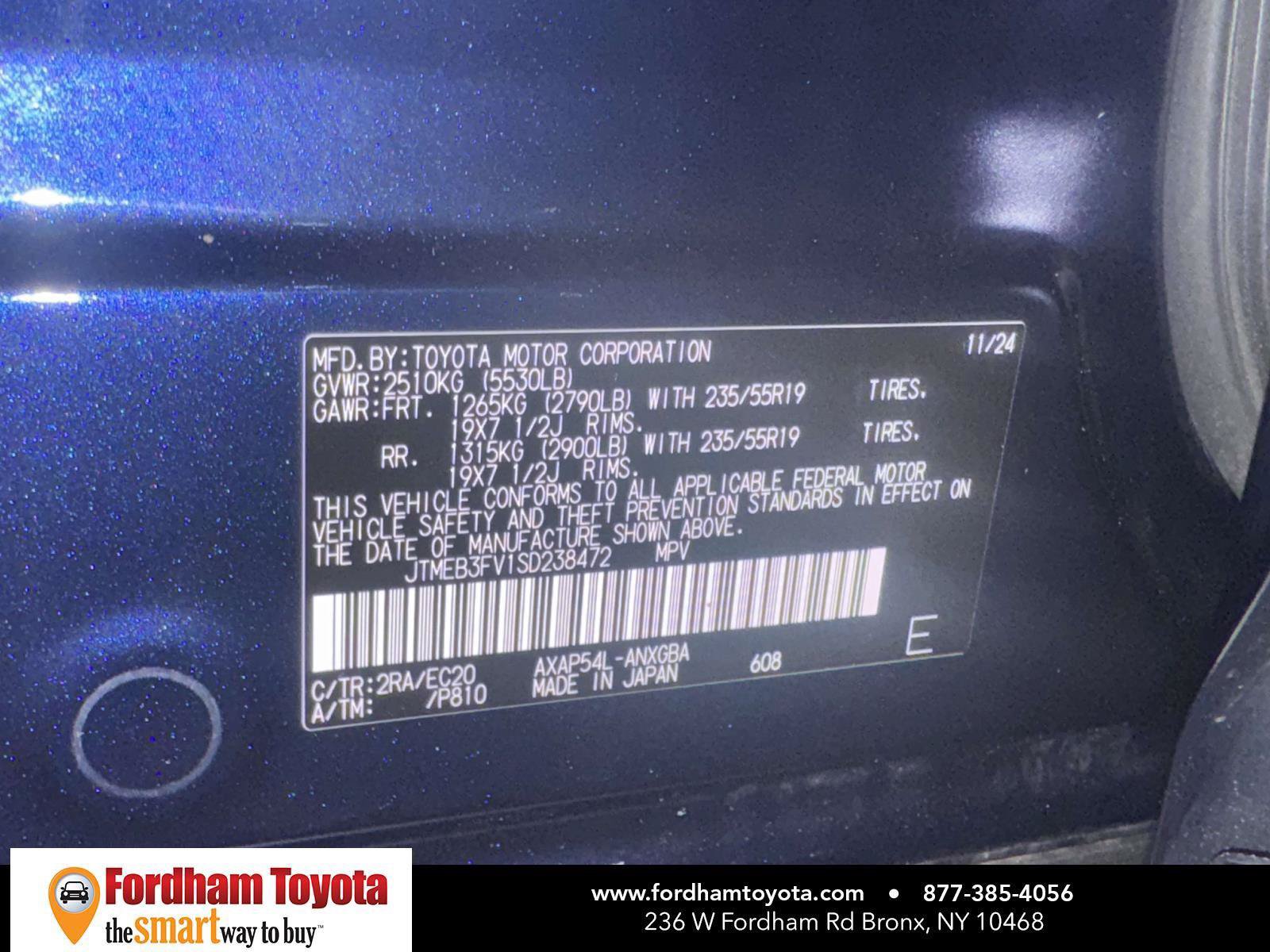 Used 2025 Toyota RAV4 XSE w/ Weather Package AWD/4WD image 36