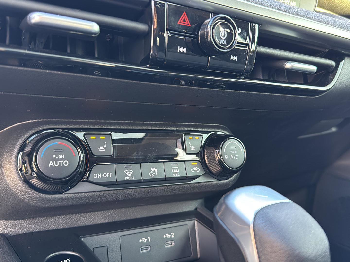 New 2026 Nissan Kicks SV w/ SV Premium Package FWD image 25