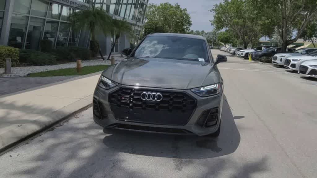 Certified 2023 Audi SQ5 Premium Plus w/ Premium Plus Package AWD/4WD image 3