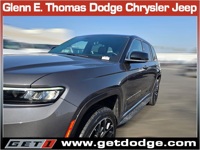Used 2022 Jeep Grand Cherokee Summit image 4