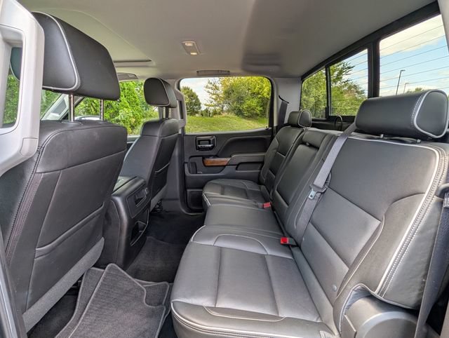 Used 2018 Chevrolet Silverado 1500 High Country AWD/4WD image 31