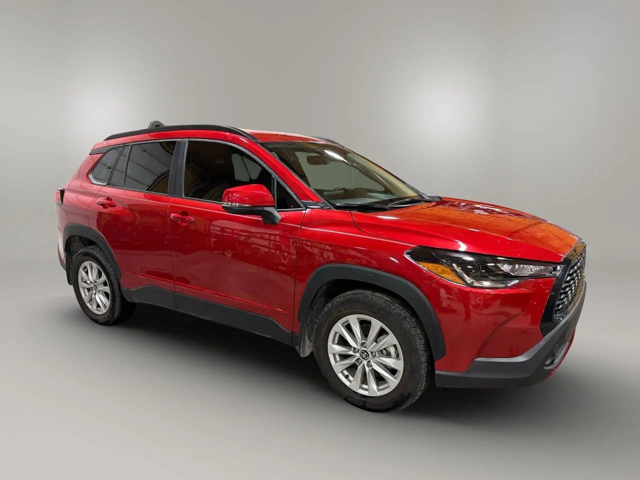 Used 2024 Toyota Corolla Cross LE image 14