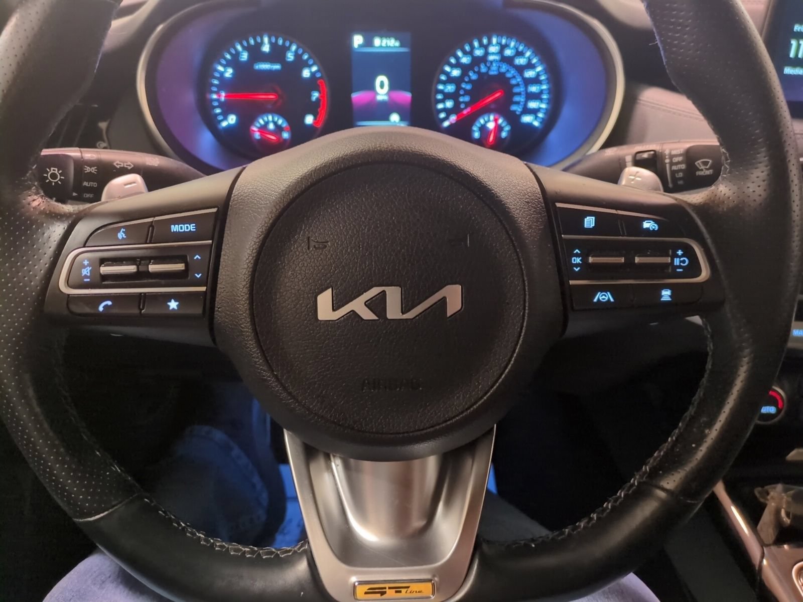 Certified 2023 Kia Stinger GT-Line AWD/4WD image 19