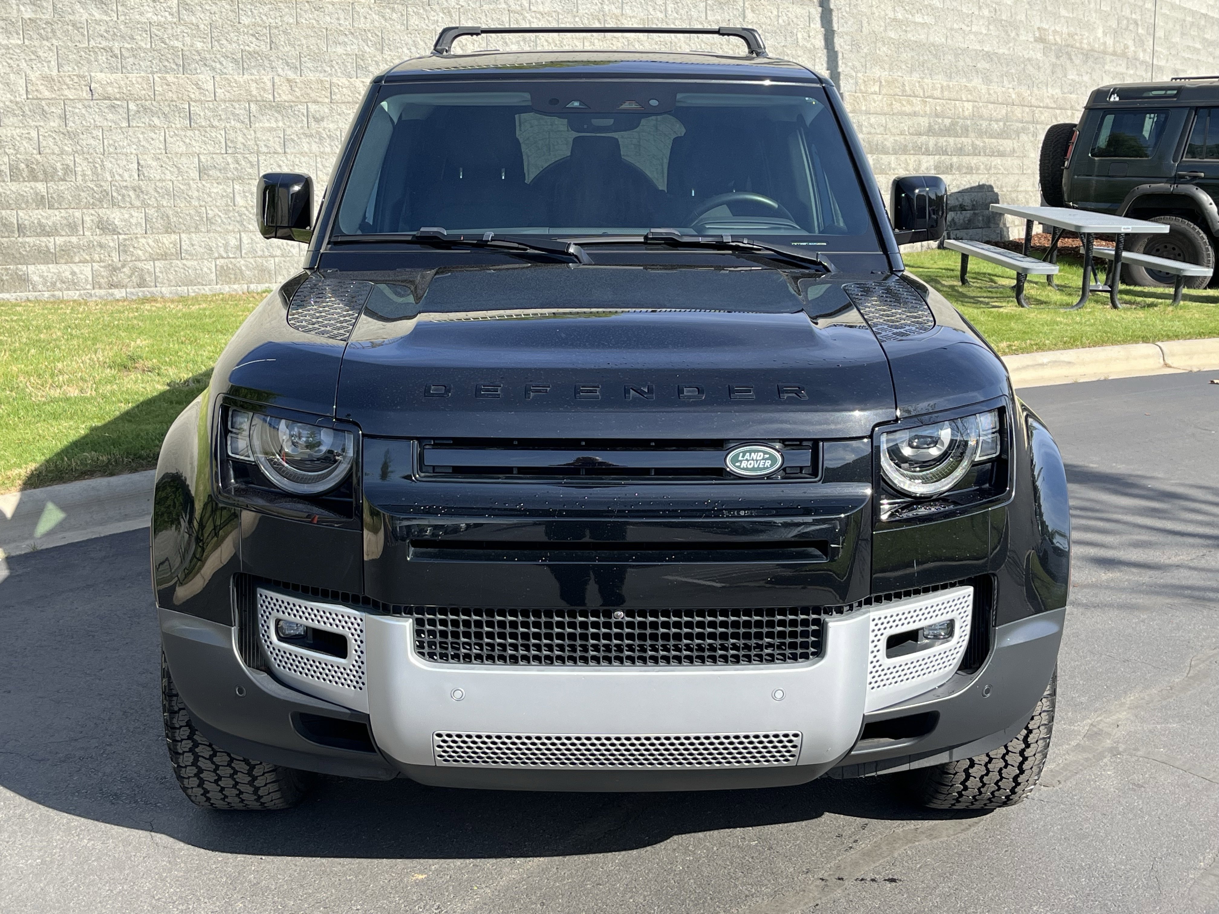 Certified 2024 Land Rover Defender 130 S image 8