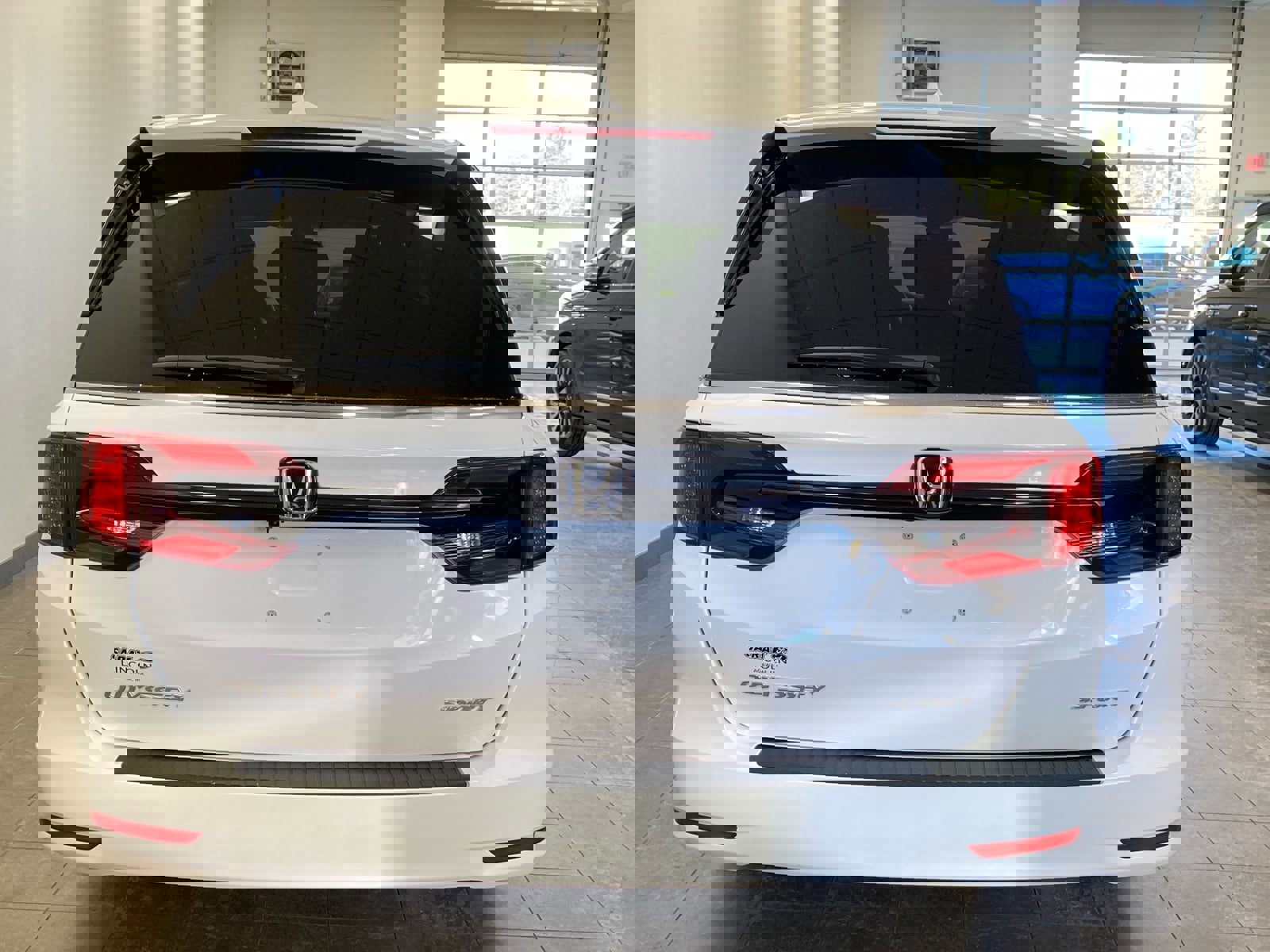 Used 2024 Honda Odyssey Sport image 6