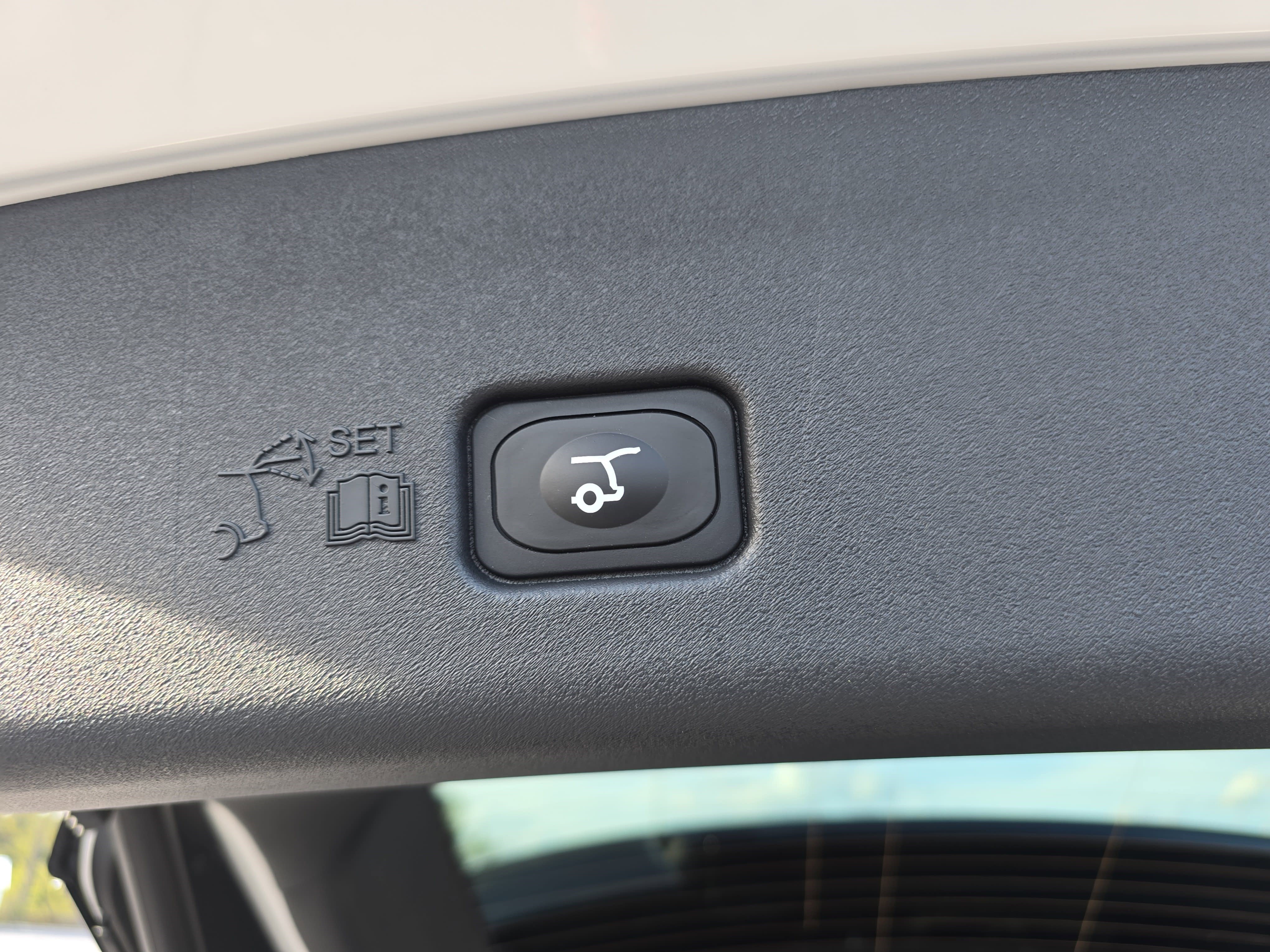 New 2026 Lincoln Nautilus Reserve AWD/4WD image 13