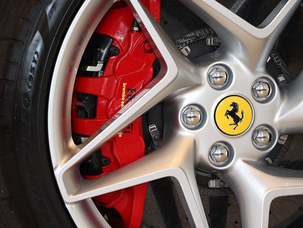 Certified 2022 Ferrari F8 Spider image 11