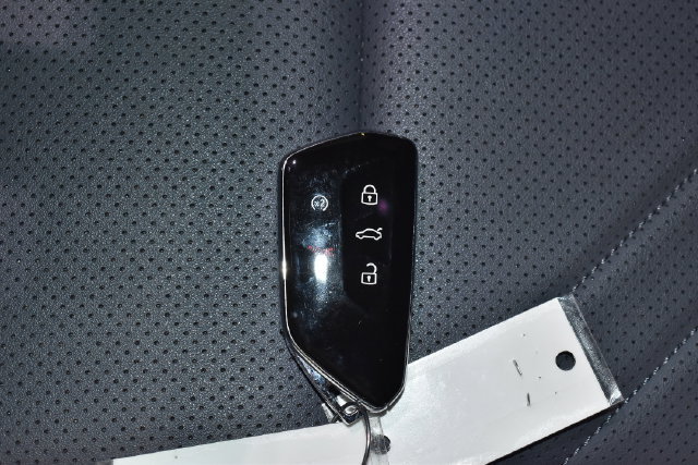 Used 2026 Volkswagen Tiguan SE AWD/4WD image 33