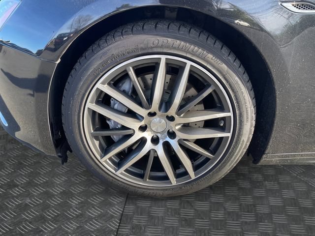 Used 2015 Maserati Ghibli RWD image 31