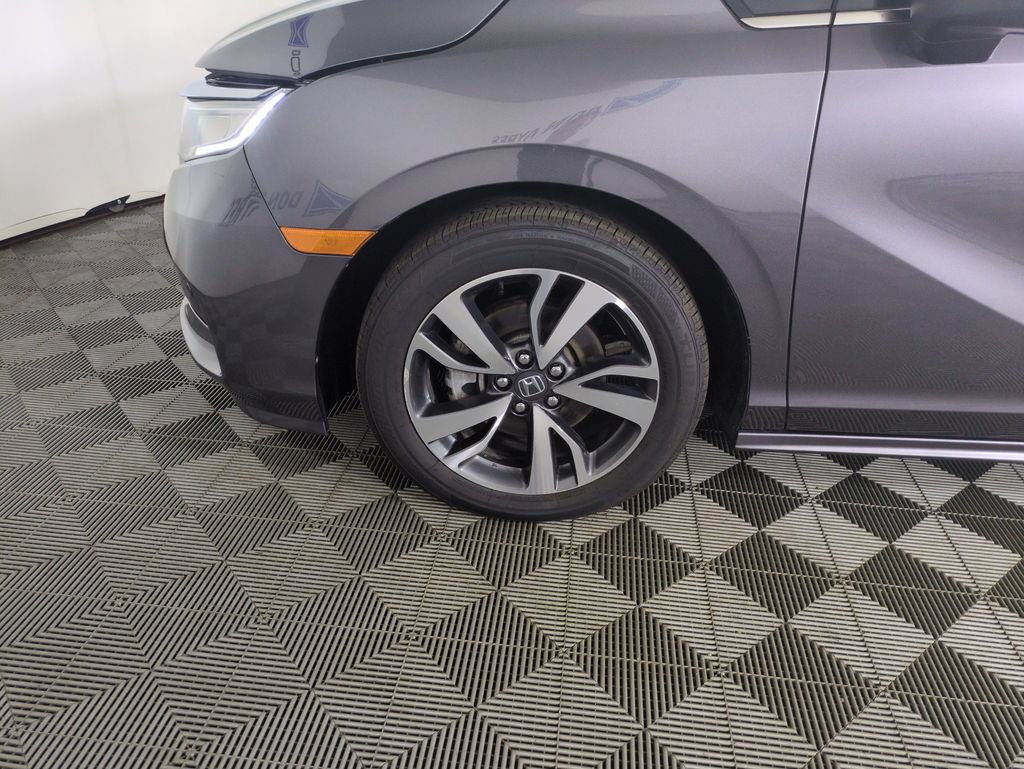 Certified 2024 Honda Odyssey Touring image 30