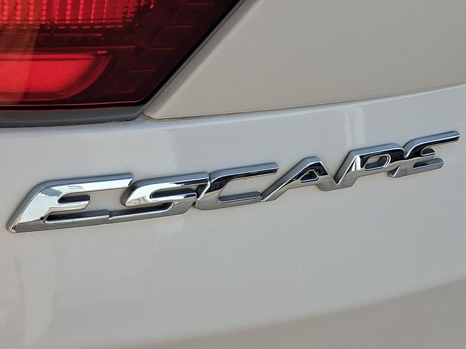 Used 2019 Ford Escape SEL AWD/4WD image 23