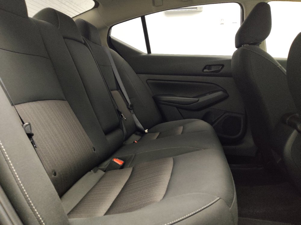 Used 2025 Nissan Altima 2.5 S FWD image 19