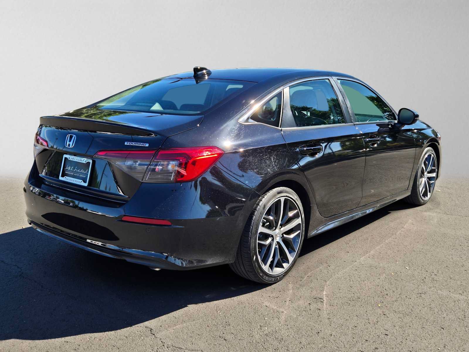 Used 2024 Honda Civic Touring image 3