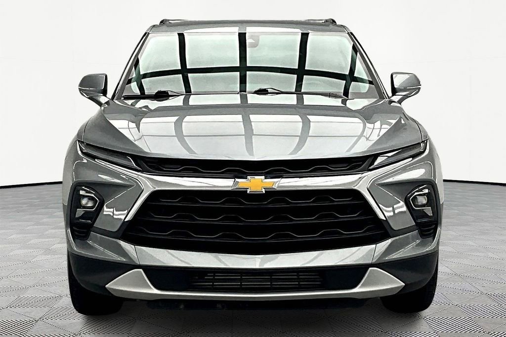 Used 2024 Chevrolet Blazer LT w/ Convenience Package image 3