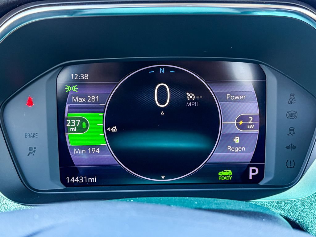 Used 2023 Chevrolet Bolt LT w/ Infotainment Package FWD image 45