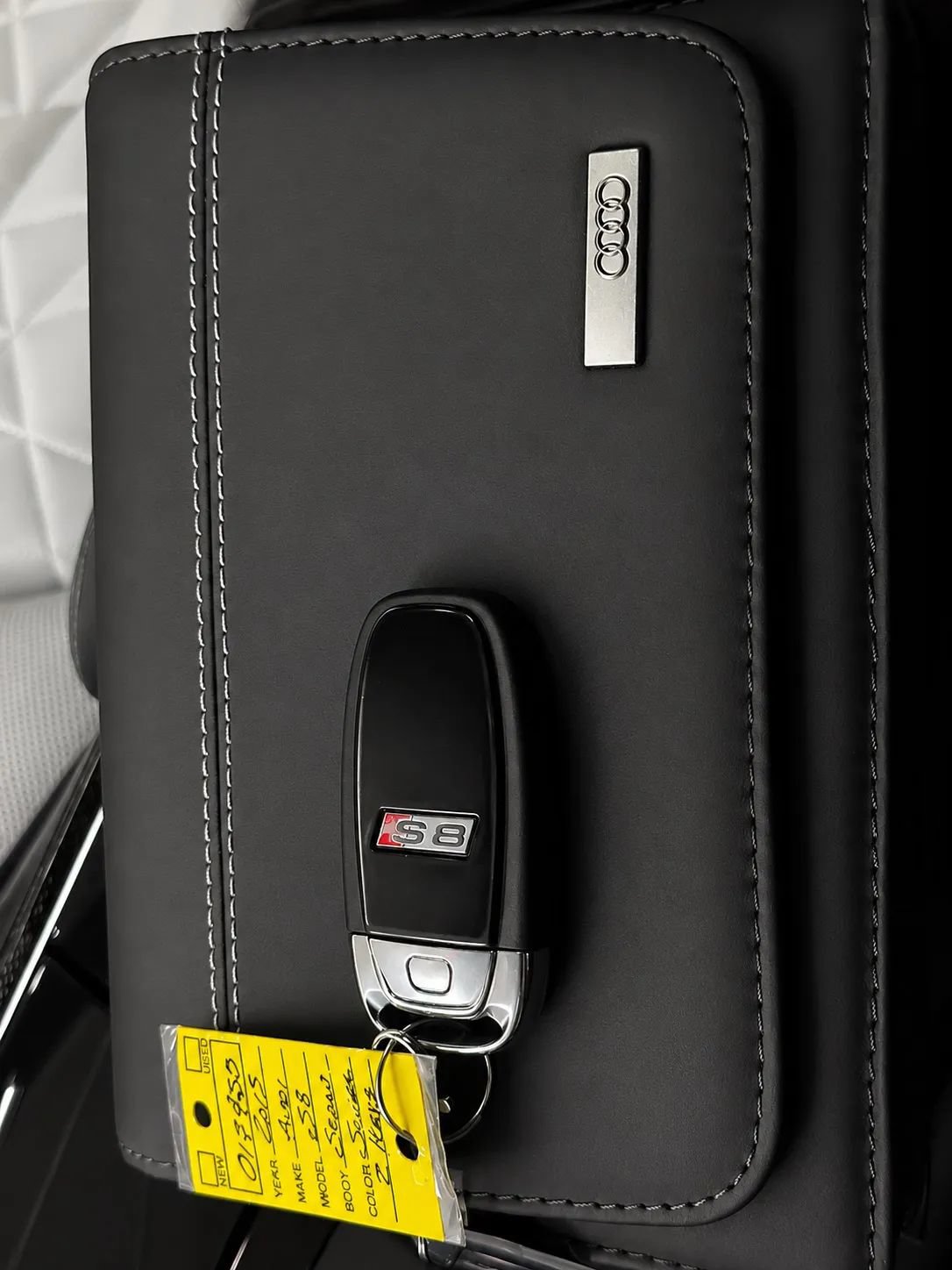 Used 2013 Audi S8 AWD/4WD image 52