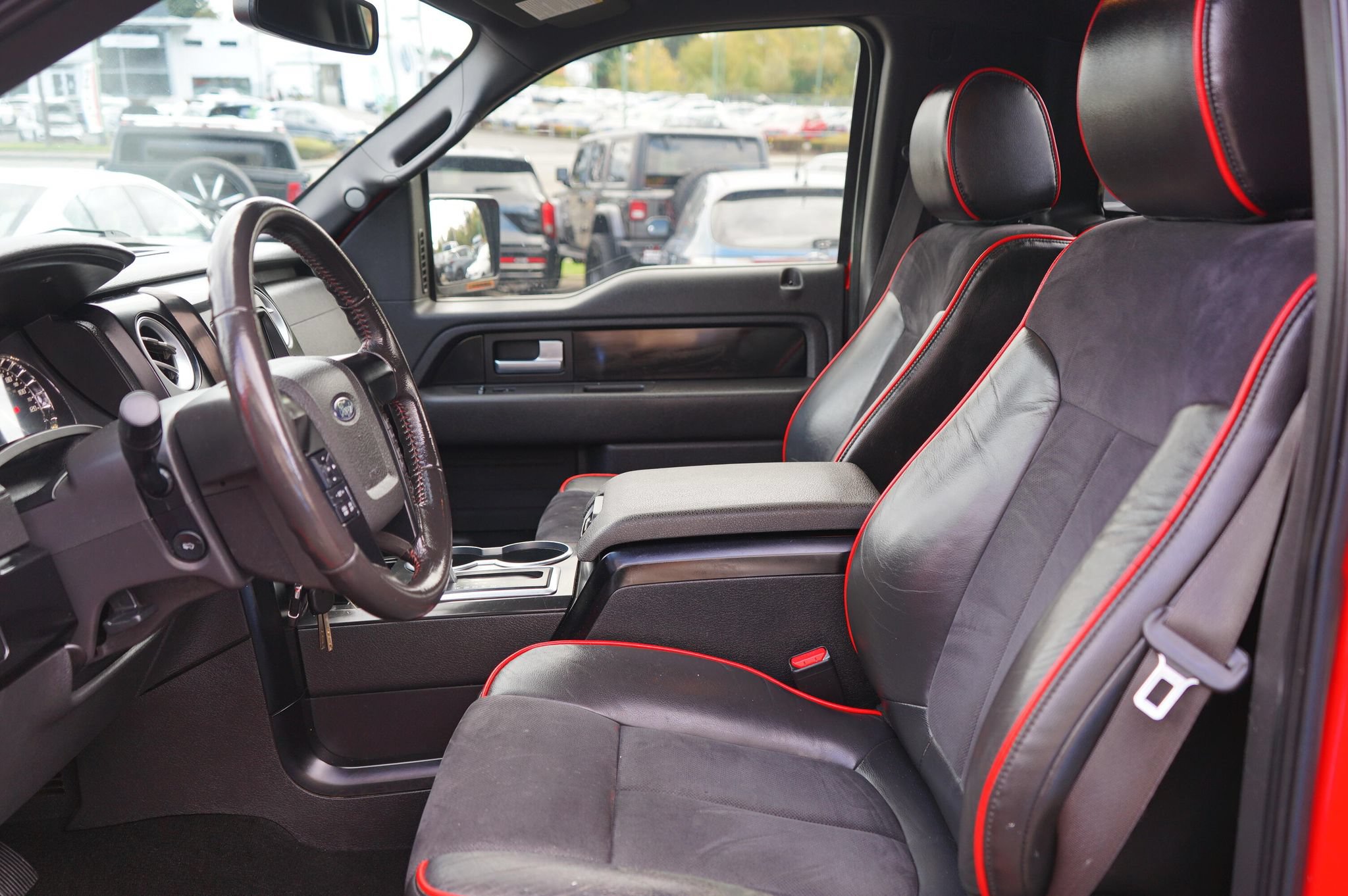 Used 2014 Ford F150 FX4 w/ FX Appearance Package AWD/4WD image 11