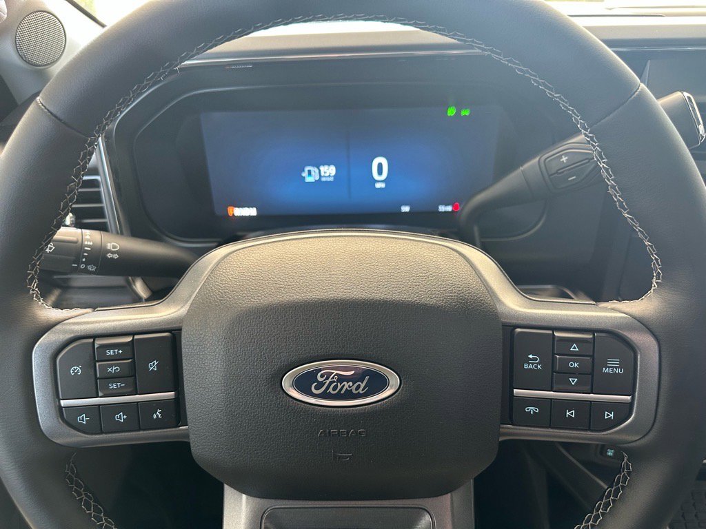 New 2026 Ford F250 Lariat w/ FX4 Off-Road Package image 40