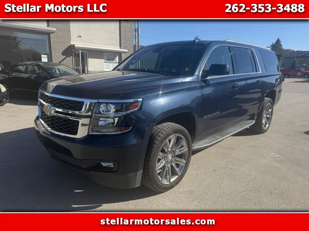 Used 2020 Chevrolet Suburban LT AWD/4WD image 1
