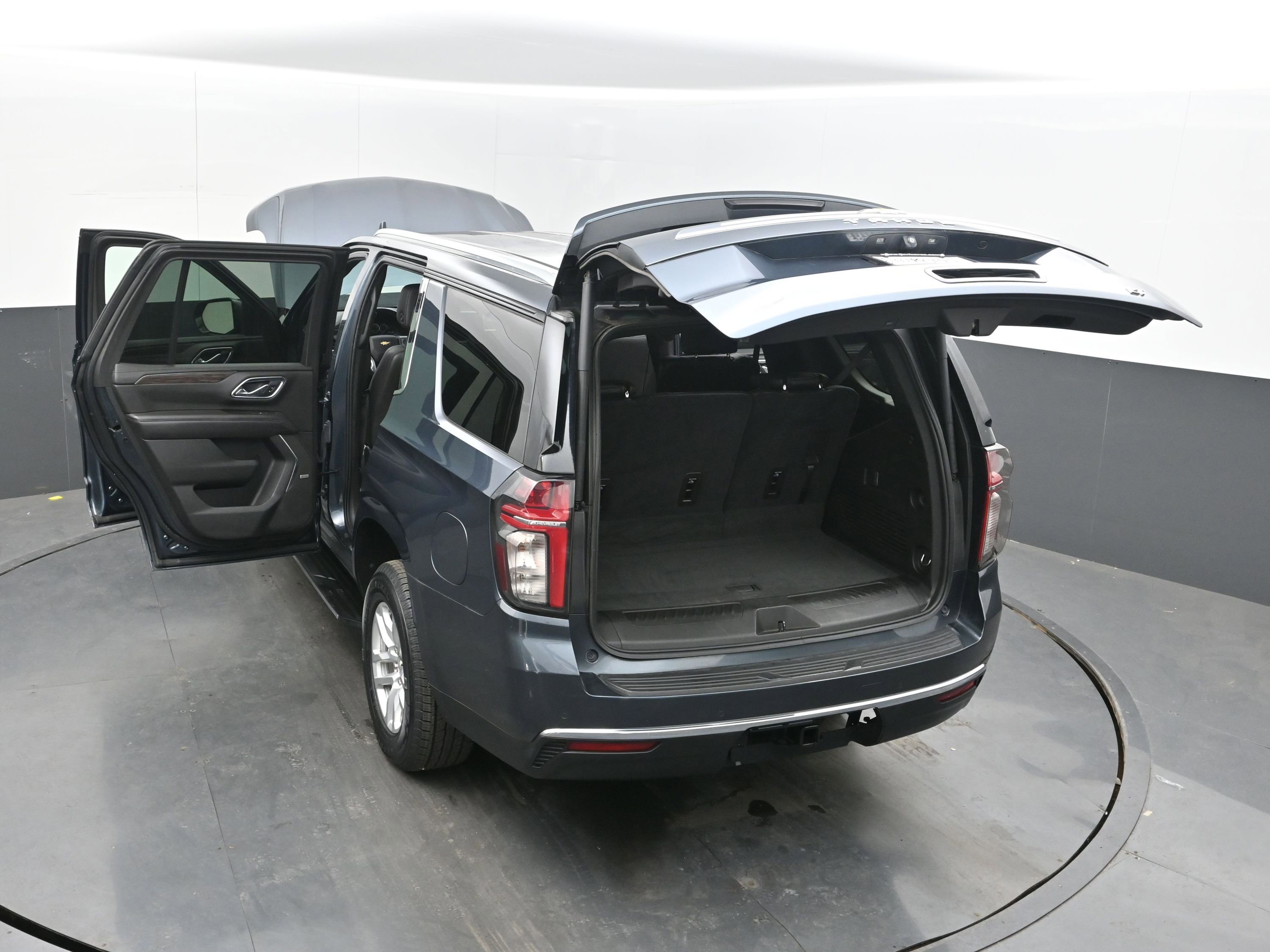 Used 2021 Chevrolet Tahoe LT image 41