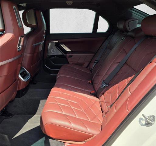 Used 2023 BMW 760i xDrive w/ Luxury Rear Seating Package AWD/4WD image 19