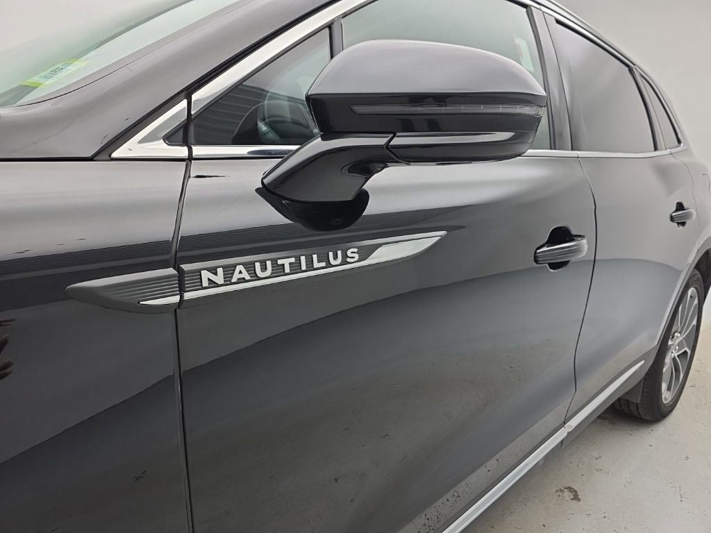 Used 2023 Lincoln Nautilus Reserve w/ Equipment Group 201A image 56