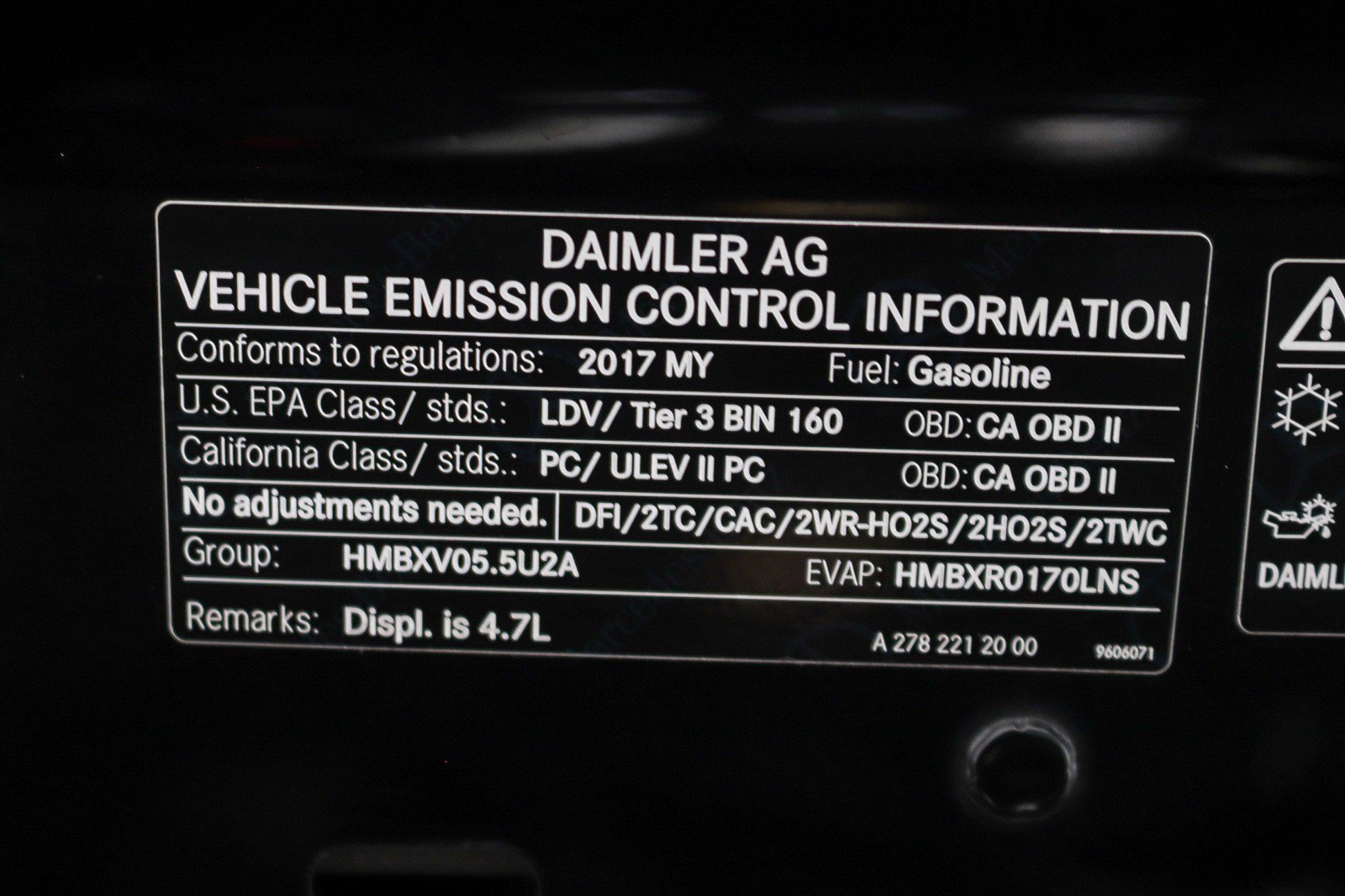 Used 2017 Mercedes-Benz S 550 Sedan image 38