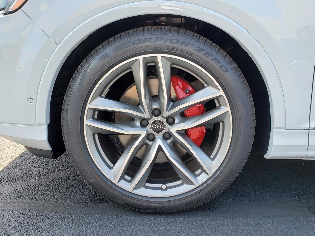 New 2026 Audi Q7 3.0T Prestige AWD/4WD image 12