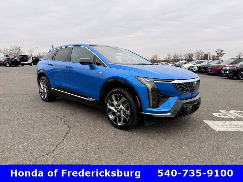 Used 2025 Cadillac Optiq Luxury 1 AWD/4WD image 8