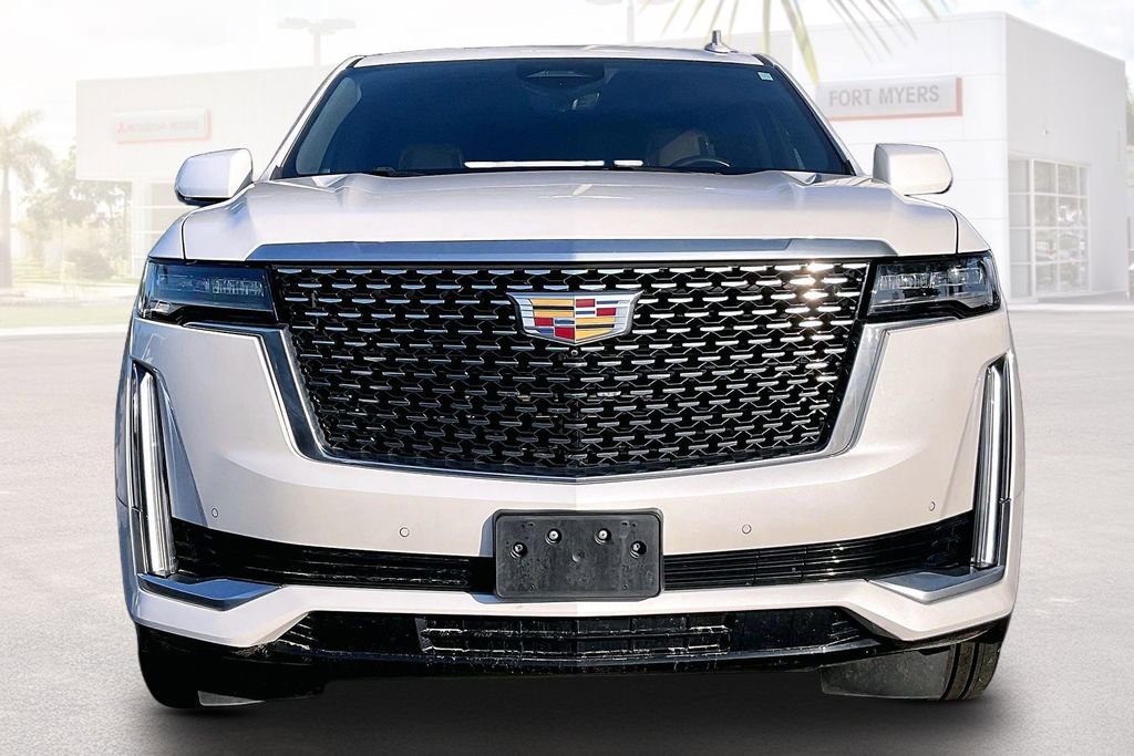 Used 2022 Cadillac Escalade Premium Luxury w/ Touring Package image 26