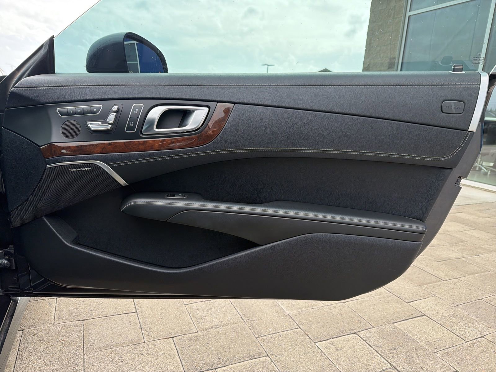 Used 2013 Mercedes-Benz SL 63 AMG image 22