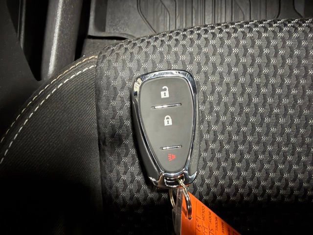 Used 2023 GMC Terrain SLE w/ Driver Convenience Package FWD image 46