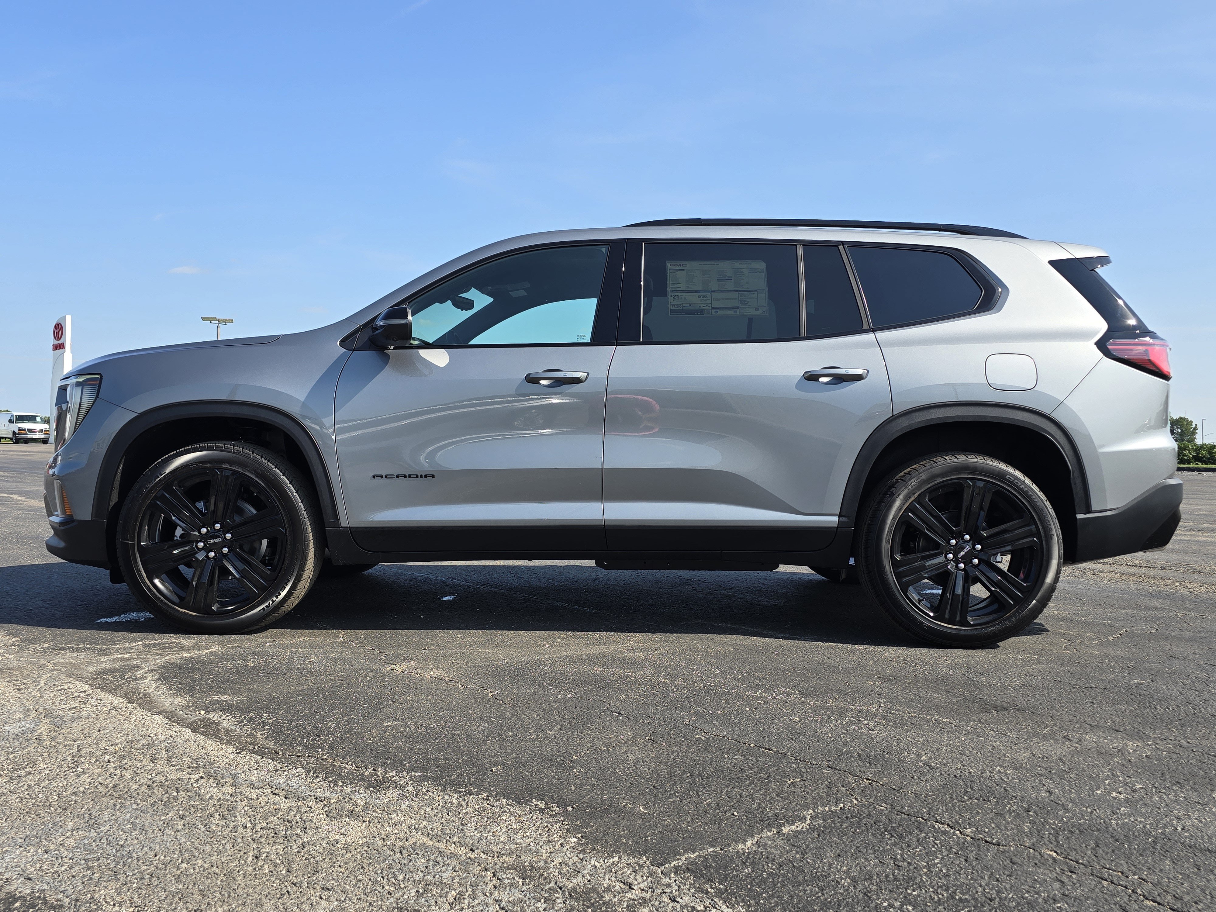 New 2027 GMC Acadia Elevation w/ Black Edition AWD/4WD image 8