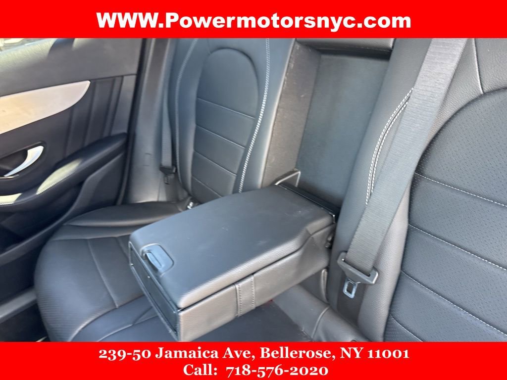Used 2022 Mercedes-Benz GLC 300 4MATIC w/ AMG Line image 26