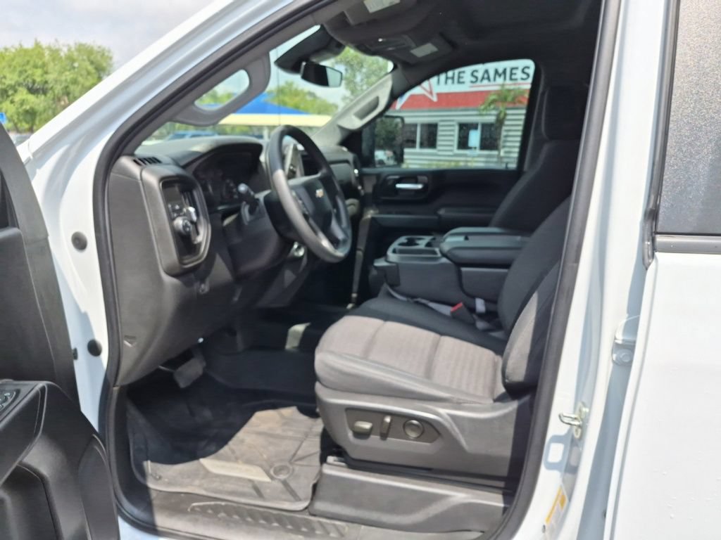 Used 2024 Chevrolet Silverado 2500 Custom w/ Custom Convenience Package RWD image 11