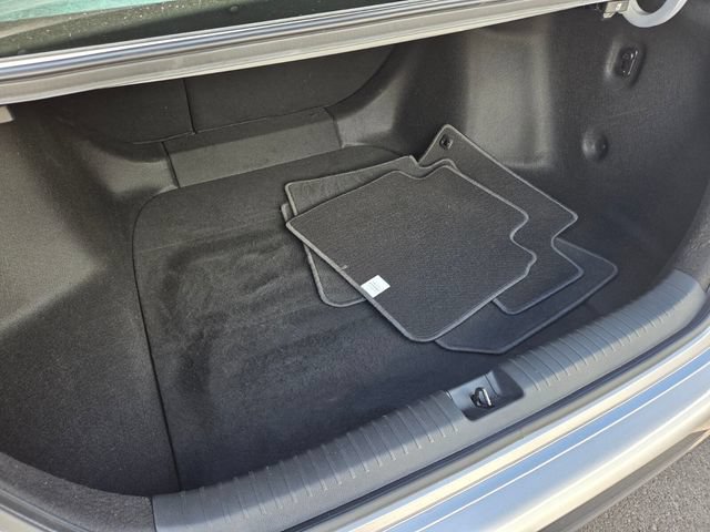 Used 2025 Honda Accord SE image 13