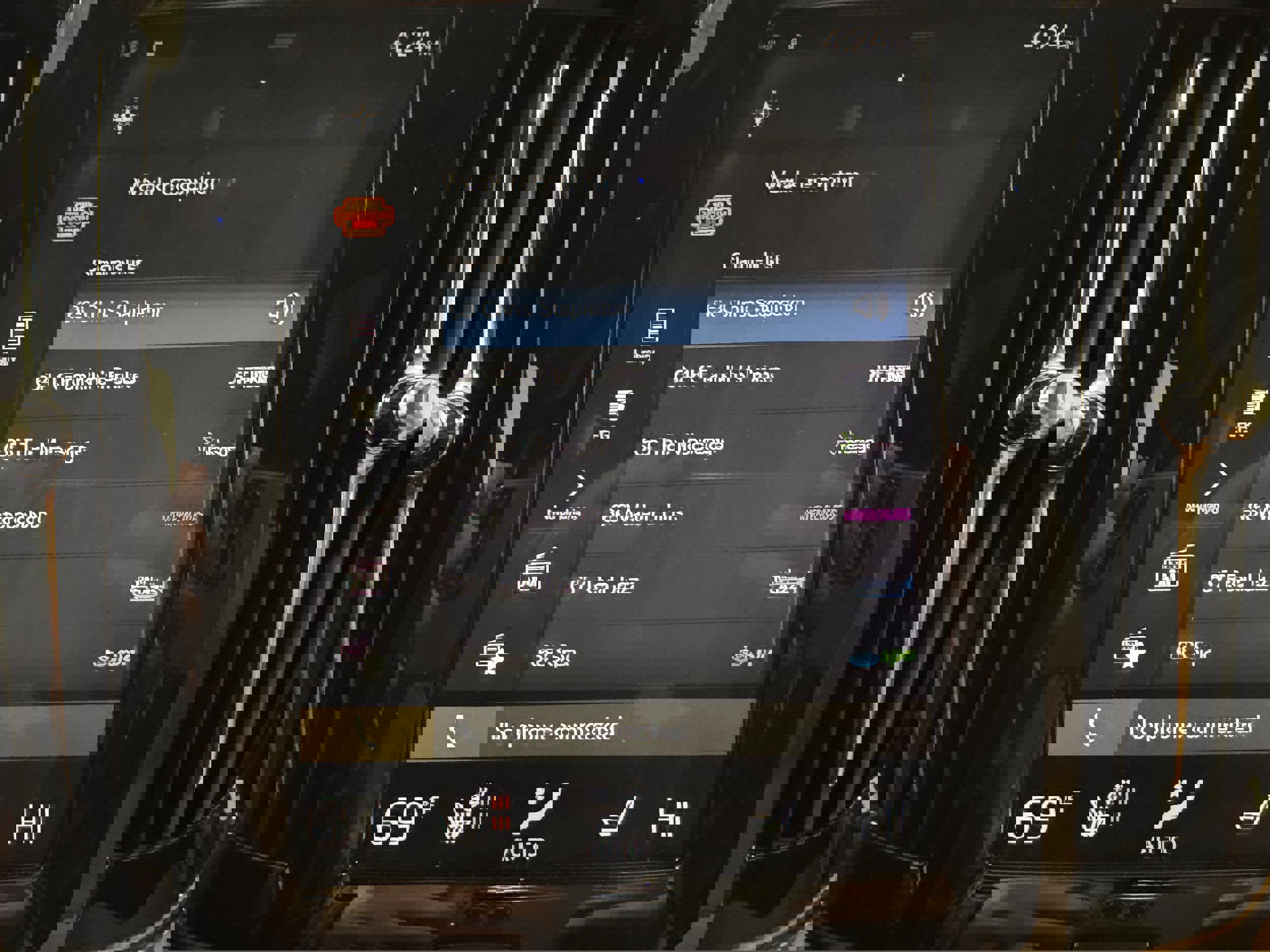 Used 2018 Volvo V90 T6 Cross Country w/ Convenience Package image 13