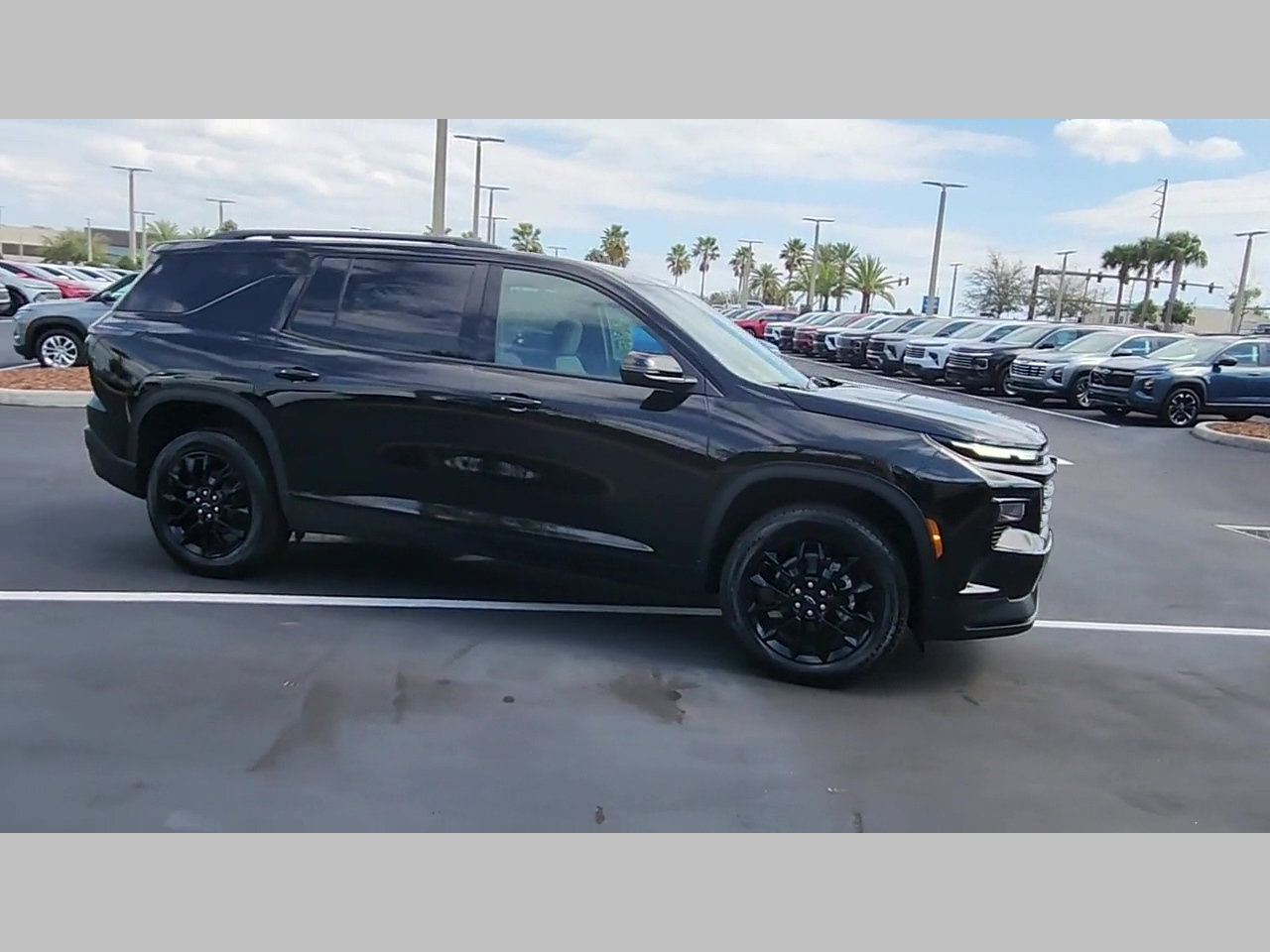 New 2026 Chevrolet Traverse LT w/ Midnight/Sport Edition image 21