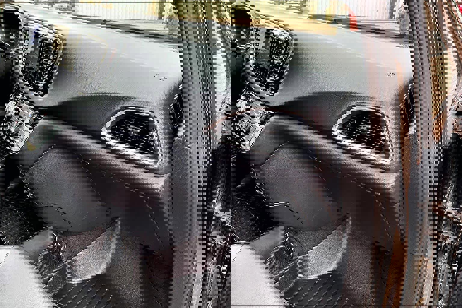 Used 2020 Chrysler Pacifica Touring-L Plus image 17