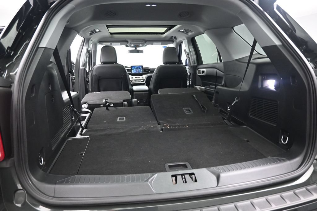 Certified 2023 Ford Explorer XLT w/ Equipment Group 202A AWD/4WD image 26