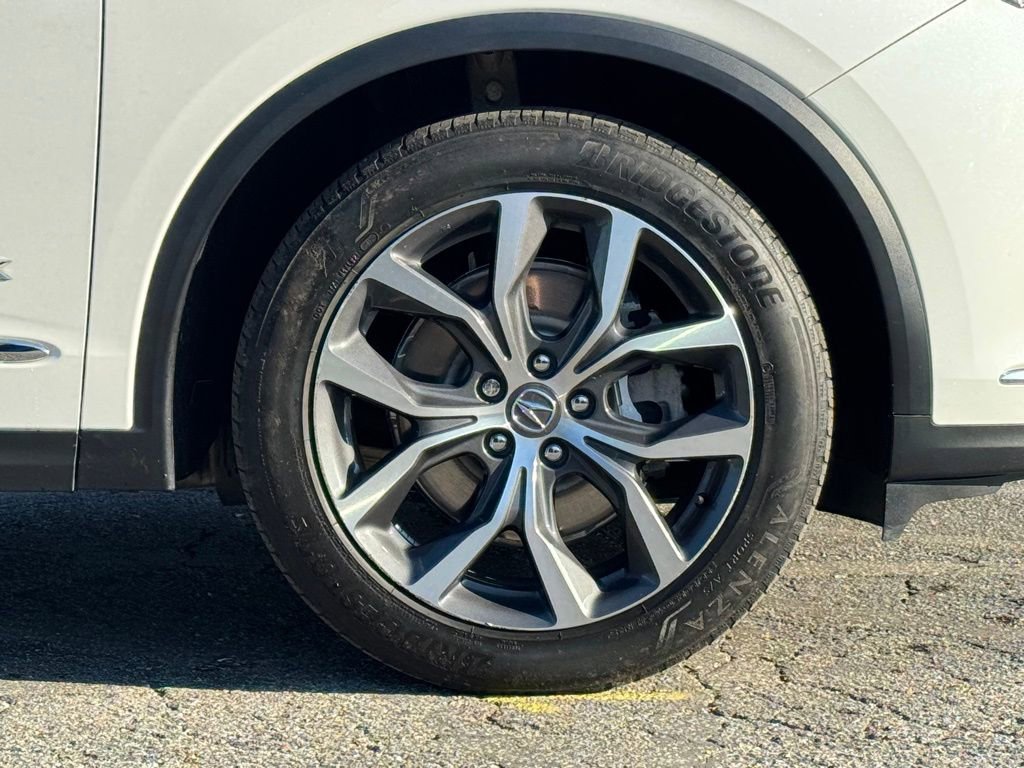 Used 2023 Acura MDX SH-AWD w/ Technology Package image 3