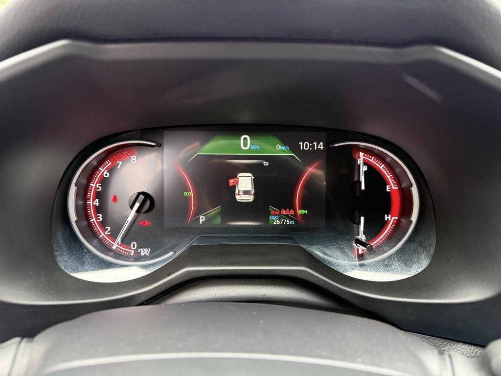 Certified 2025 Toyota RAV4 XLE image 33