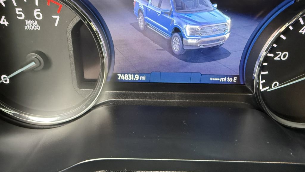 Used 2021 Ford F150 XLT w/ Equipment Group 302A High AWD/4WD image 4