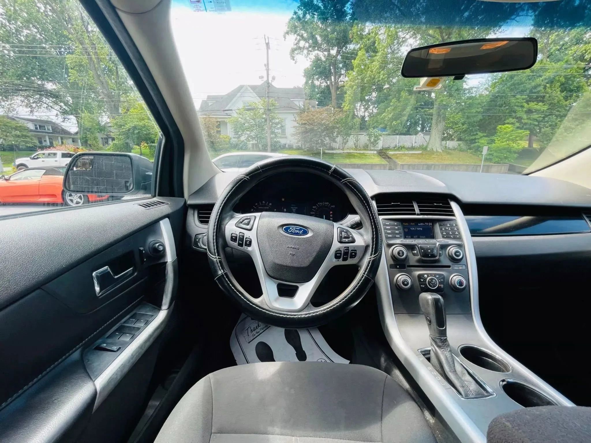 Used 2011 Ford Edge SE image 23