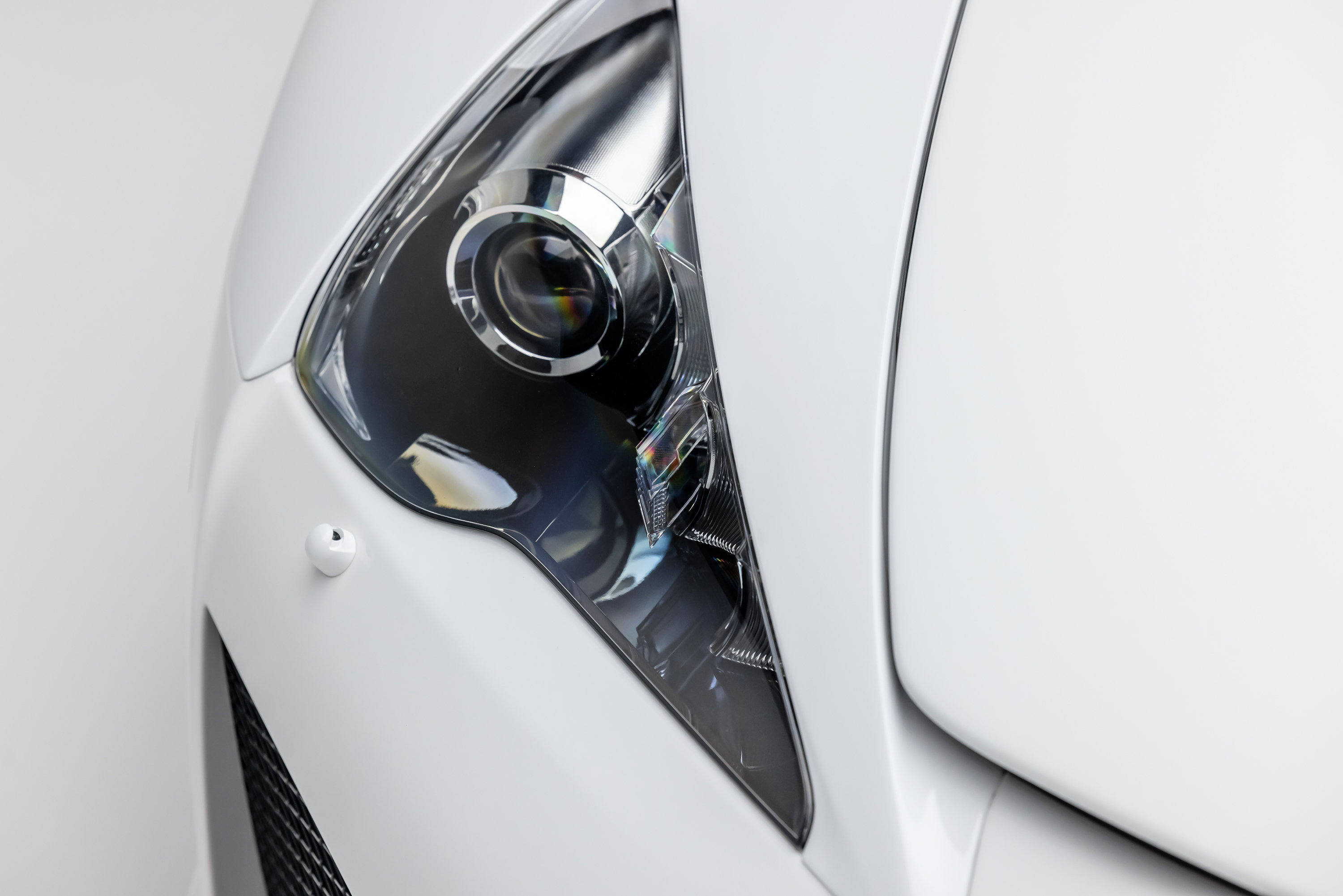 Used 2012 Lexus LFA RWD image 16